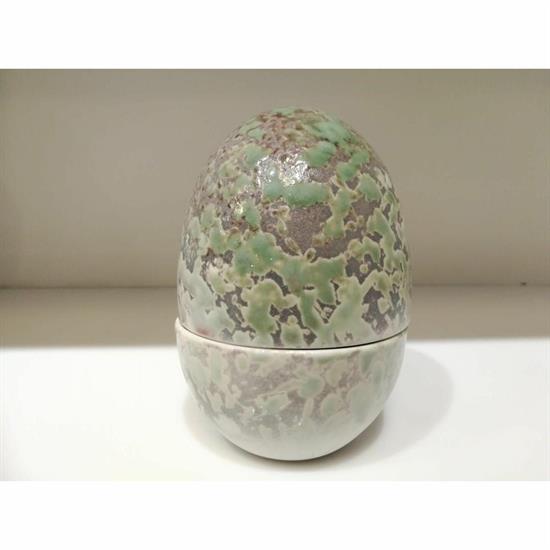 ARTE-UOVO IN PORCELLANA BIANCA CM.10,5 H.14,7
